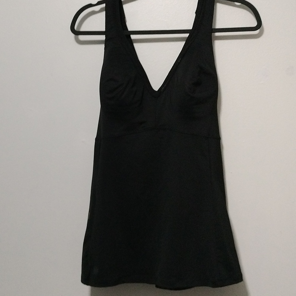 Athleta criss cross top size XL